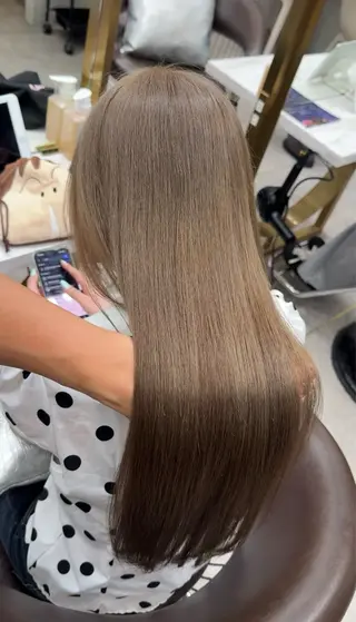 セミロング カラー レイヤーダブルカラー KYONのヘアスタイル