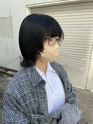ミディアム 渡部凌我 小顔ウルフ ハイトーンカラーのヘアスタイル
