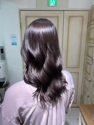 セミロング カラー すずね♡ トータルビューティーのヘアスタイル