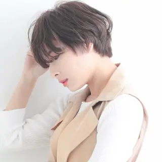 カラー 上村 陽菜のヘアスタイル