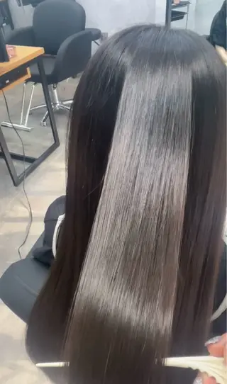 ロング カラー 熊谷 有紗のヘアスタイル