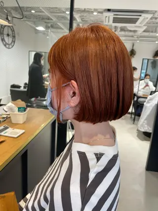 ショート 暖色カラー🍊 ボブ🌿顔周りcutのヘアスタイル