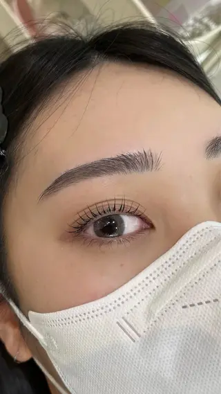 マツエク・マツパ people .の眉毛・アイブロウイメージ