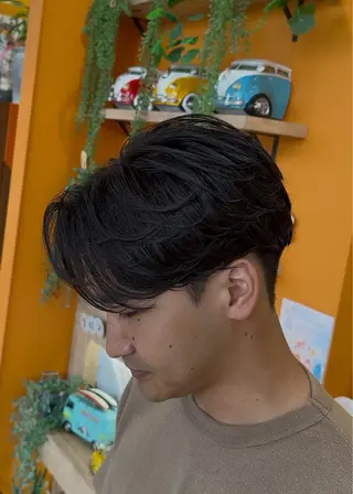 パーマ メンズ 稲吉 渉のヘアスタイル