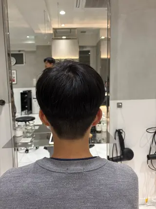 メンズ ハイトーン/艶カラー 💎モエのヘアスタイル