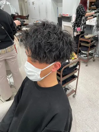 メンズ 京都河原町 メンズパーマ助川龍哉のヘアスタイル