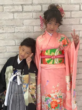 あやか 白髪ぼかしハイライトのヘアスタイル