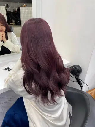 ロング カラー 抜け感レイヤー︴ ニュアンスカラーのヘアスタイル