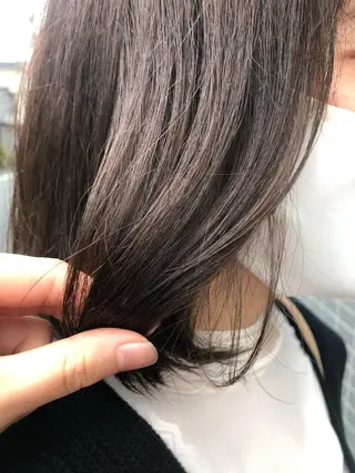 ミディアム うる艶レイヤーカット hinakoのヘアスタイル