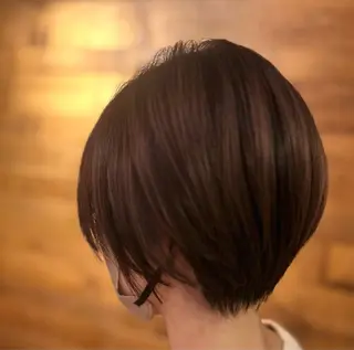 ショート 居垣 唯のヘアスタイル