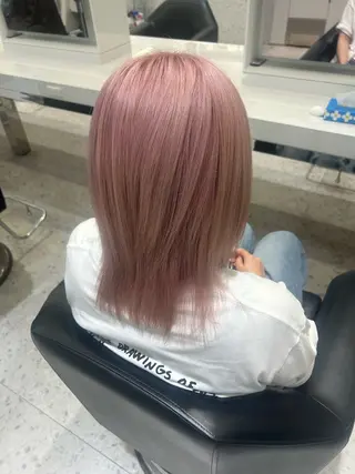ミディアム カラー 𝐑𝐈𝐎ྀིのヘアスタイル