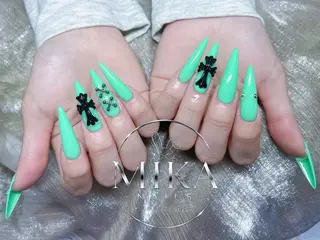ネイル Mika Nails 心斎橋のネイルデザイン