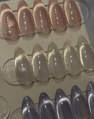 ショート モナ サロンのネイルデザイン