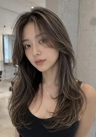 セミロング レイヤーハイライト ブリーチJUNKIのヘアスタイル