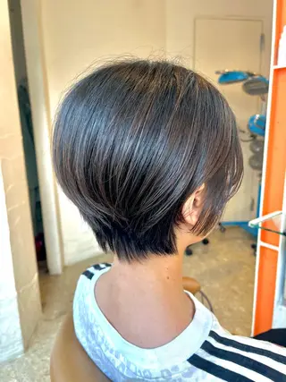 ショート うしだ かおるのヘアスタイル