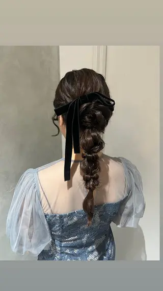 ロング ヘアアレンジ 🧸秋田 百菜🧸のヘアスタイル