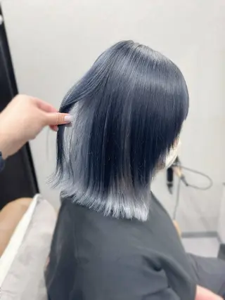 ミディアム カラー Okayu .のヘアスタイル