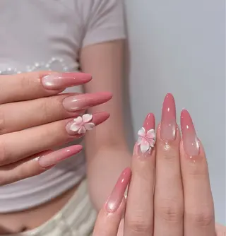 ネイル STUDIO •9のネイルデザイン