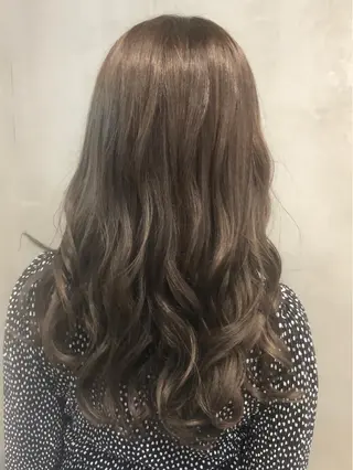 セミロング カラー ヘアアレンジ TOKI /透明感/原宿のヘアスタイル