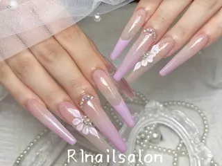 ネイル R1🎀Nail💕 池袋東口店のネイルデザイン