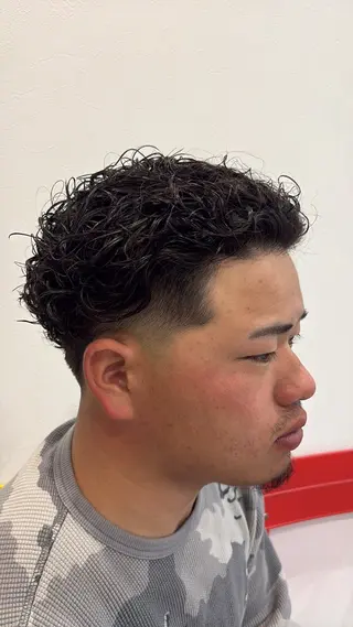 ショート パーマ メンズ 野田 優真のヘアスタイル