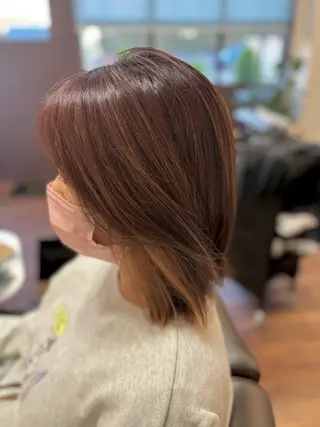 ミディアム 池岡 洋子のヘアスタイル