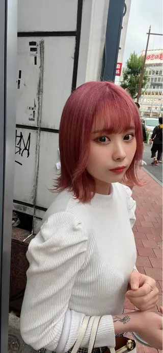 ミディアム カラー 顔まわりの神様✨ 透明感カラー藤嶋秀幸のヘアスタイル