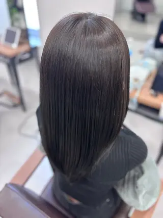 カラー グレー・オリーブ ソウタのヘアスタイル