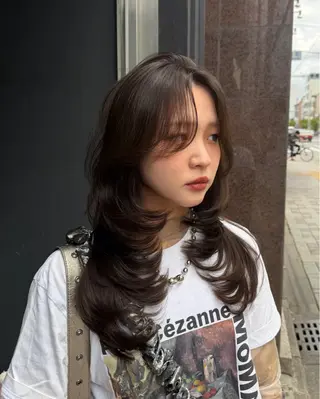 ロング 大人レイヤー/艶髪 🥥🌴TOMONAのヘアスタイル