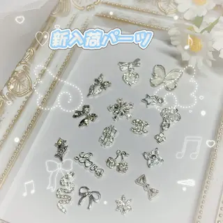 ネイル momoka デザイン長さだしのネイルデザイン
