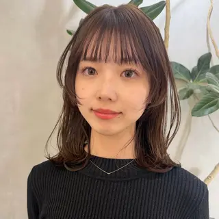 ミディアム カラー 顔周りレイヤー꙳⋆ ミディアム⌇SAKIのヘアスタイル
