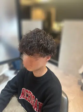 パーマ メンズ ️🫧押上️🫧はな 🫧まとまるショートのヘアスタイル