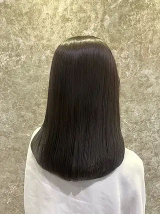 セミロング ひらち まいののヘアスタイル