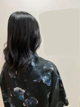 セミロング 菊地 真優のヘアスタイル