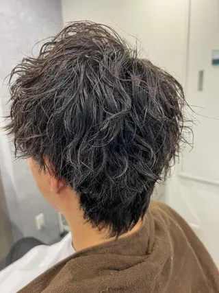 ミディアム パーマ メンズ 垢抜け・メンズパーマ 津山祐紀のヘアスタイル