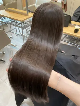 セミロング カラー ヘアアレンジ 赤み消し🫧韓国ヘア 🫧藤岡誠也のヘアスタイル