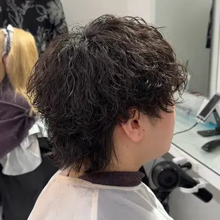 メンズ メンズ特化/ツイスパ /波巻き/大塩恭平のヘアスタイル