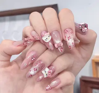 ネイル D-BEAUTY Nailsalonのネイルデザイン