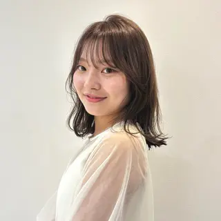 カラー 津上 恵美のヘアスタイル