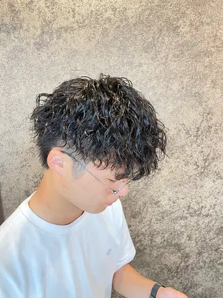 ショート パーマ メンズ メンズパーマ特化 カバヤマ　リョウのヘアスタイル