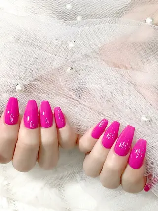 ネイル CIELIA 大人ガーリーのネイルデザイン