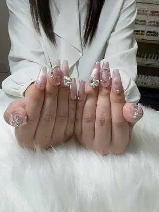 ネイル Hina ネイルサロンのネイルデザイン