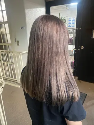 ロング カラー ヘアアレンジ 🌟🍒ハイトーン 韓国ヘア/ユウミのヘアスタイル