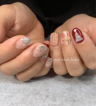 ネイル ネイルルームリッカ 𝐦𝐚𝐲𝐮のネイルデザイン