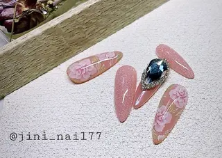 ネイル ジニ ネイルのネイルデザイン