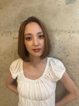 ミディアム 高橋 朝露のヘアスタイル
