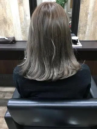 ミディアム カラー 渡辺 勇大のヘアスタイル