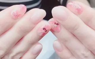 ネイル ニュアンスネイル🌈 MYU Nailsのネイルデザイン