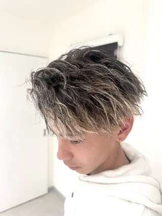 カラー メンズ 加藤 佑二のヘアスタイル