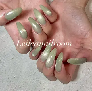 ネイル レイレア ネイルルームのネイルデザイン
